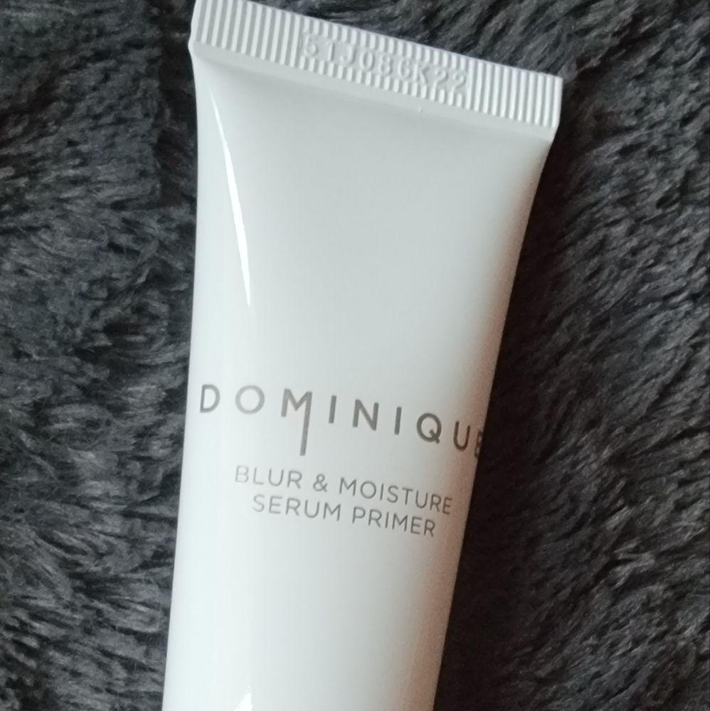 Dominique blur & moisture serum primer